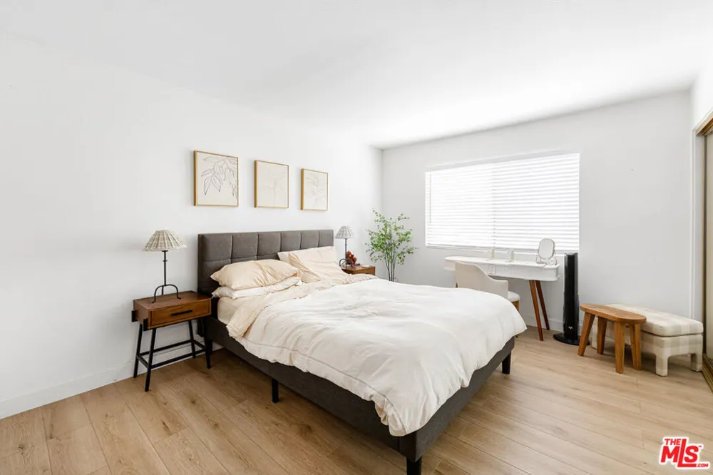 6241 Nita Avenue Woodland Hills, CA 91367