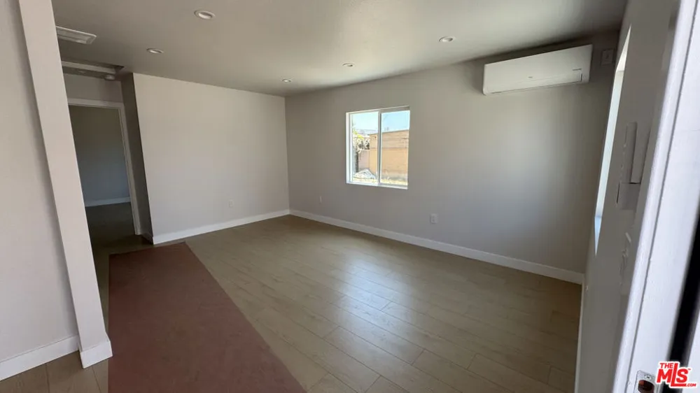 806 Grandee Avenue #808 Compton, CA 90220