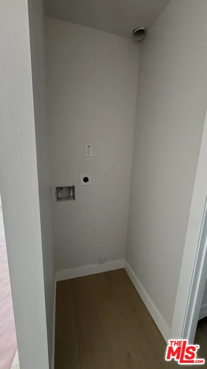 806 Grandee Avenue #808 Compton, CA 90220