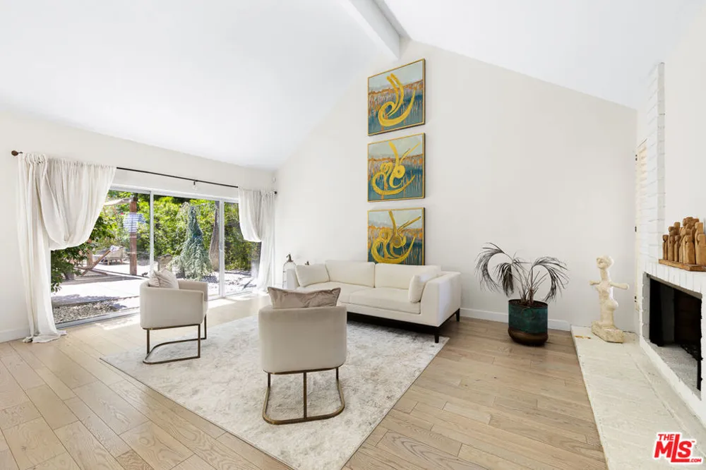 4101 Tarrybrae Terrace Tarzana, CA 91356