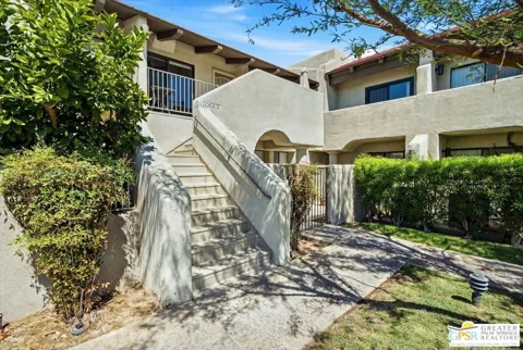 1150 E Amado Road #16B2