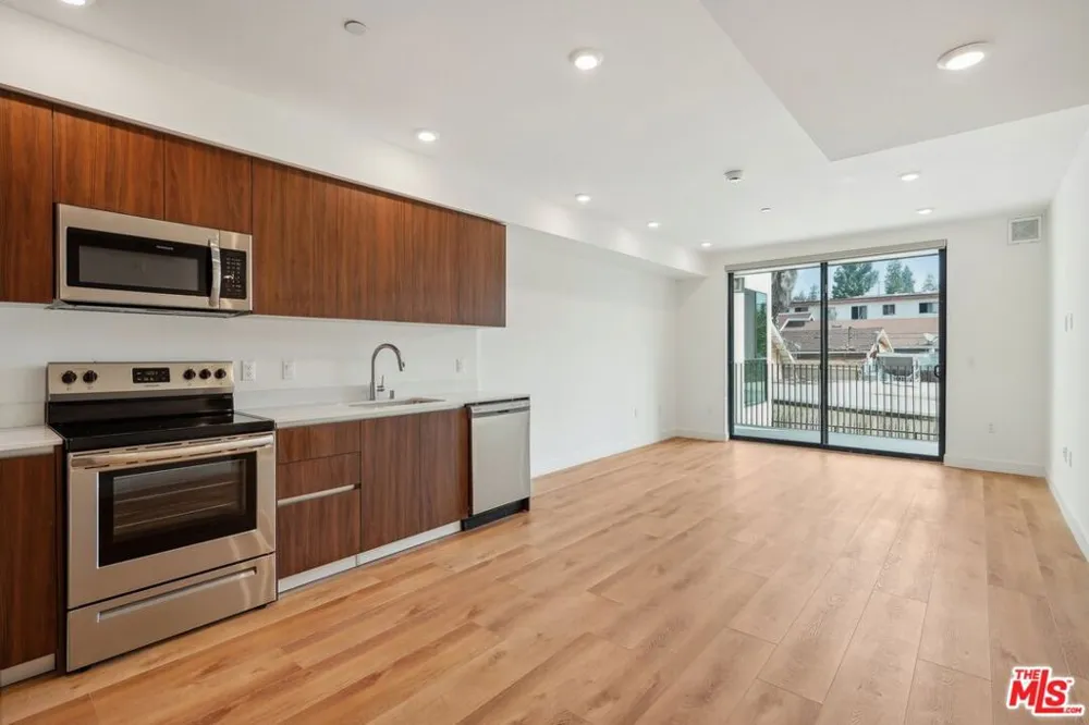 1126 Cornwell Street #309 Los Angeles, CA 90033