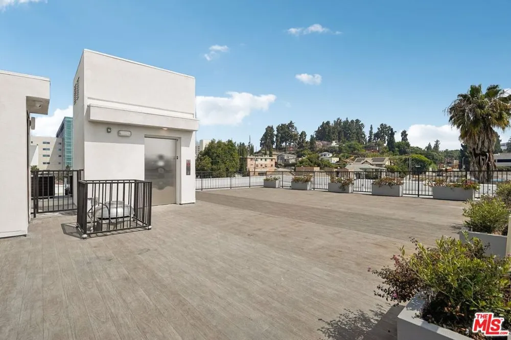 1126 Cornwell Street #309 Los Angeles, CA 90033