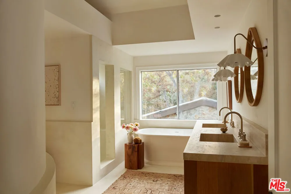 6208 Delaplane Road Malibu, CA 90265