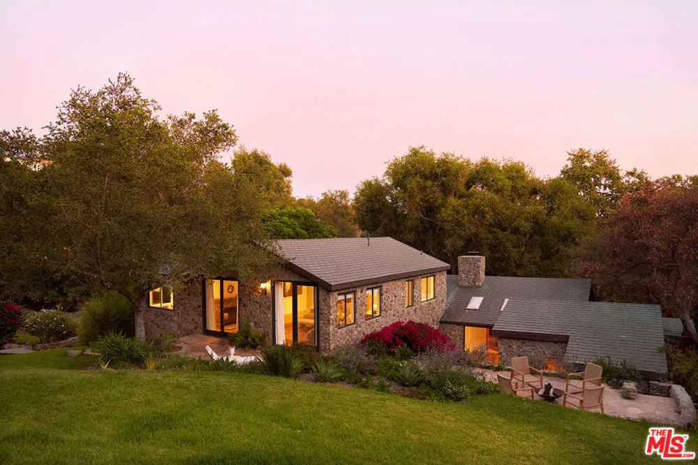 6208 Delaplane Road Malibu, CA 90265