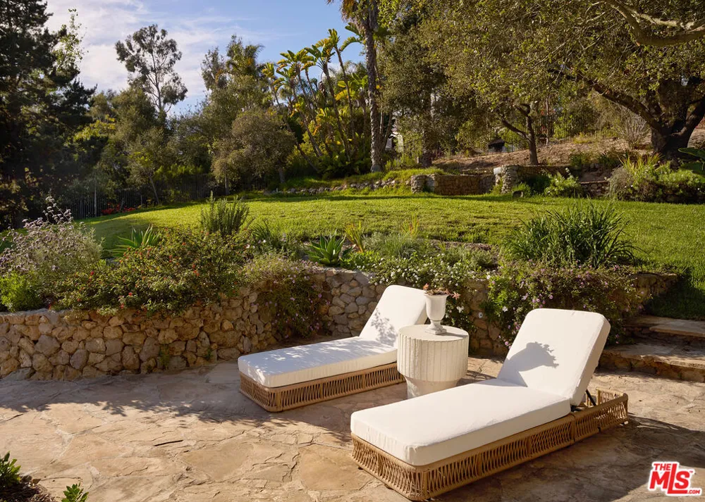 6208 Delaplane Road Malibu, CA 90265