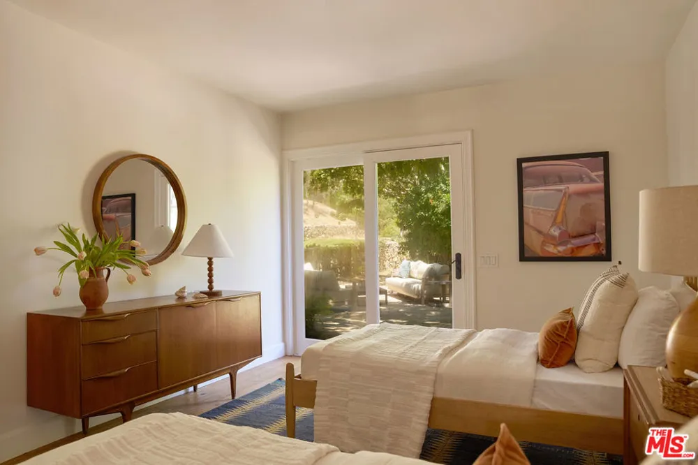 6208 Delaplane Road Malibu, CA 90265