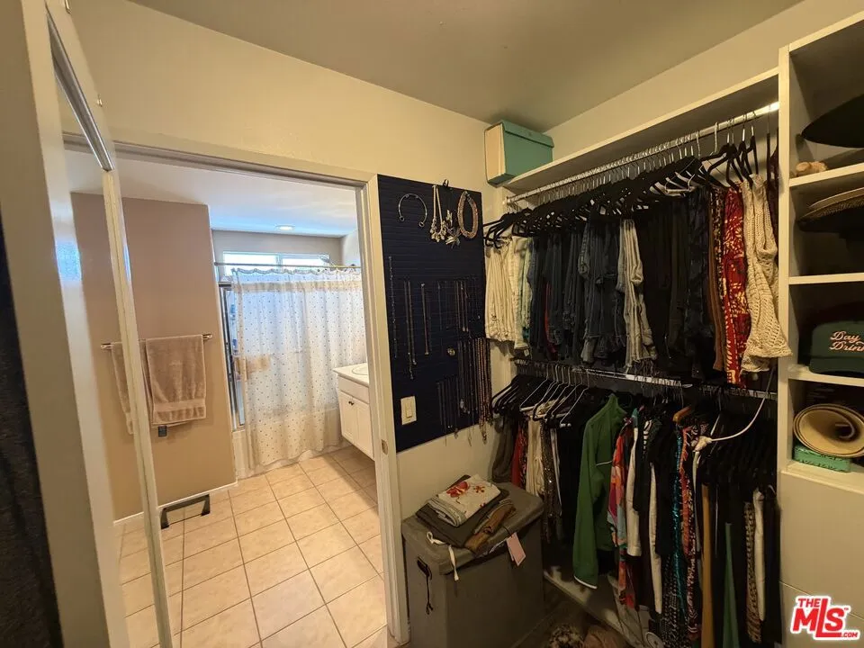 12452 Sonoma Drive Pacoima, CA 91331
