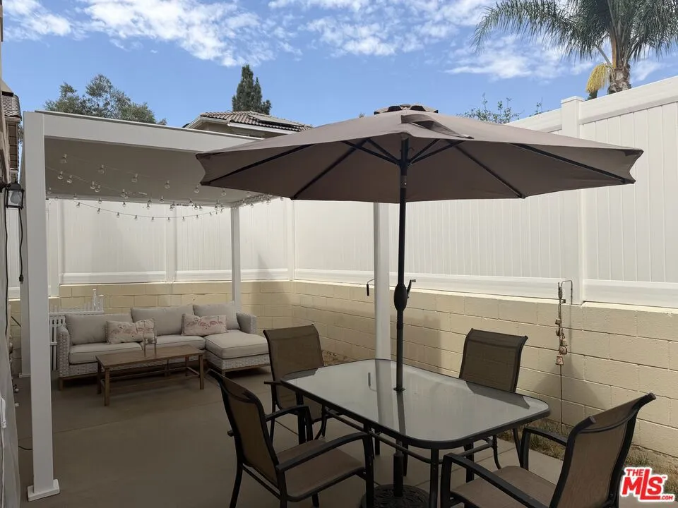 12452 Sonoma Drive Pacoima, CA 91331