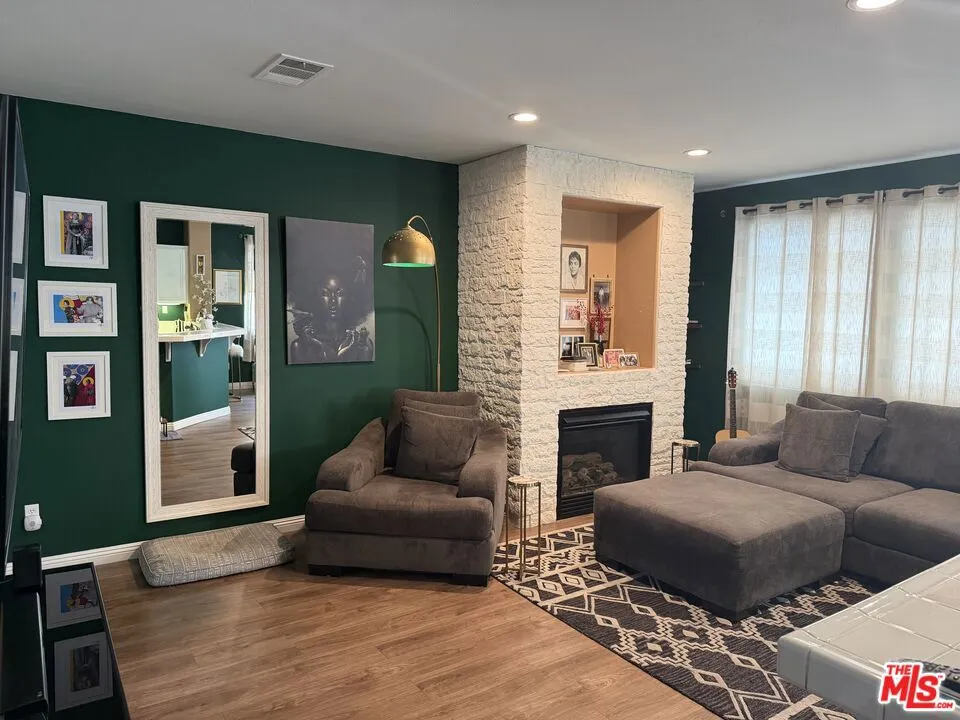 12452 Sonoma Drive Pacoima, CA 91331
