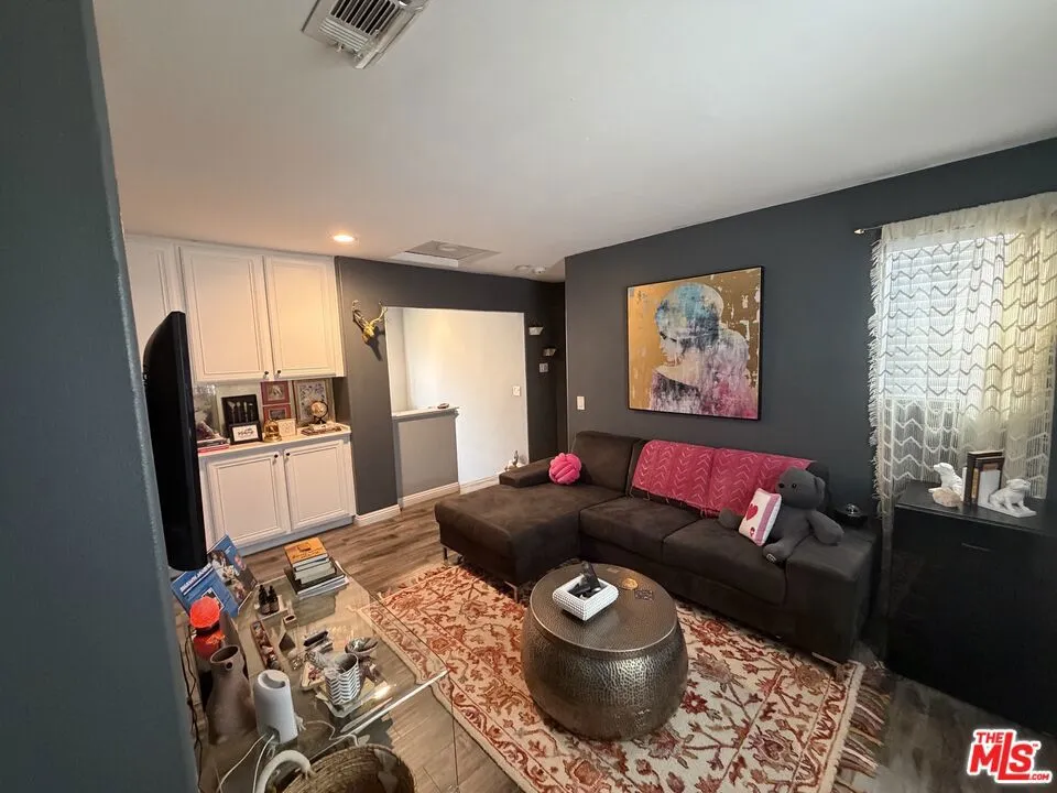 12452 Sonoma Drive Pacoima, CA 91331