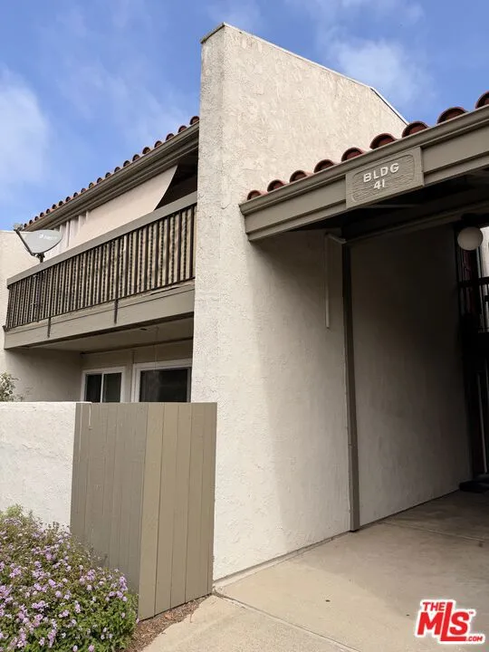 41 Dearborn Place #67 Goleta, CA 93117