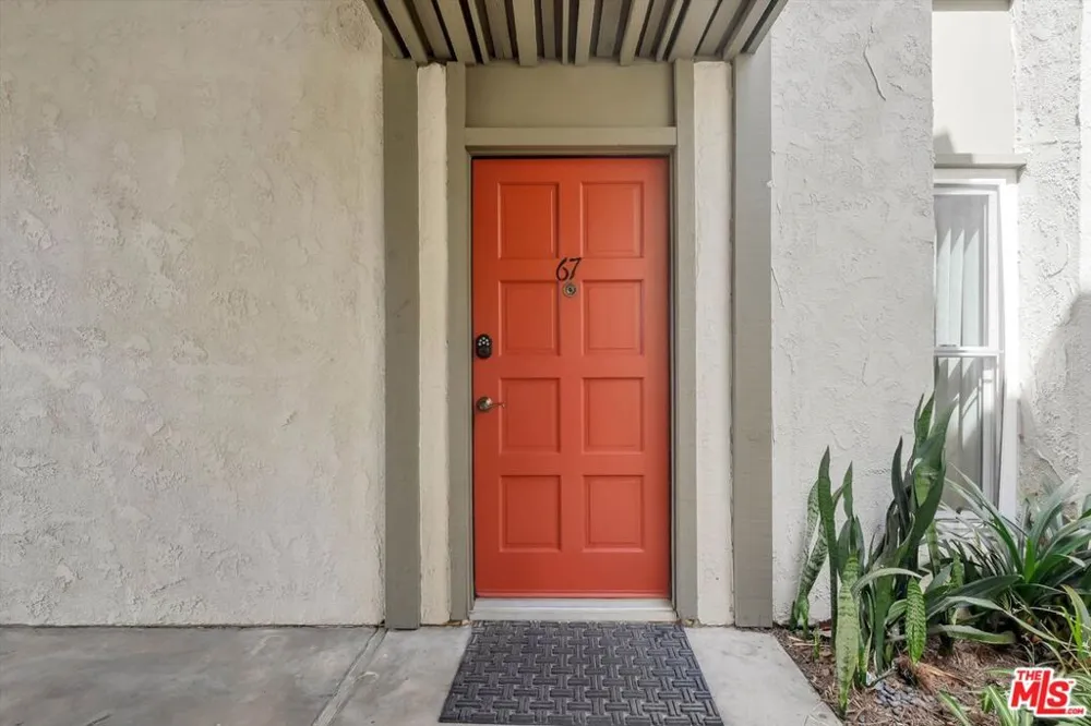 41 Dearborn Place #67 Goleta, CA 93117