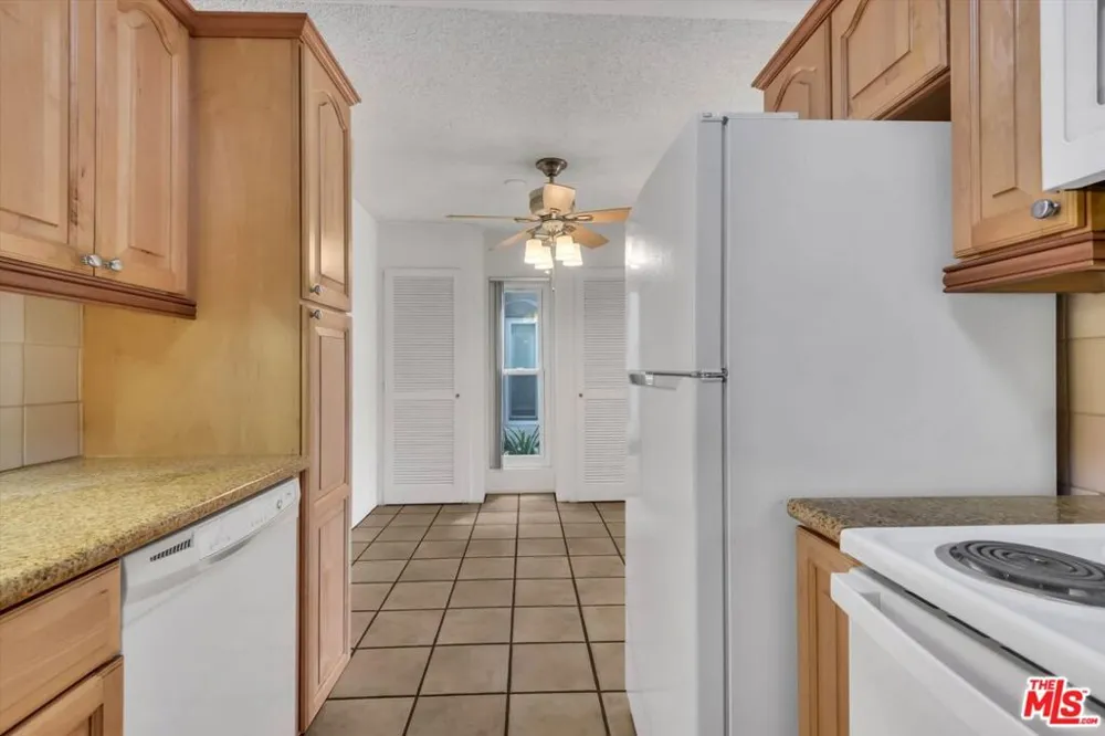41 Dearborn Place #67 Goleta, CA 93117