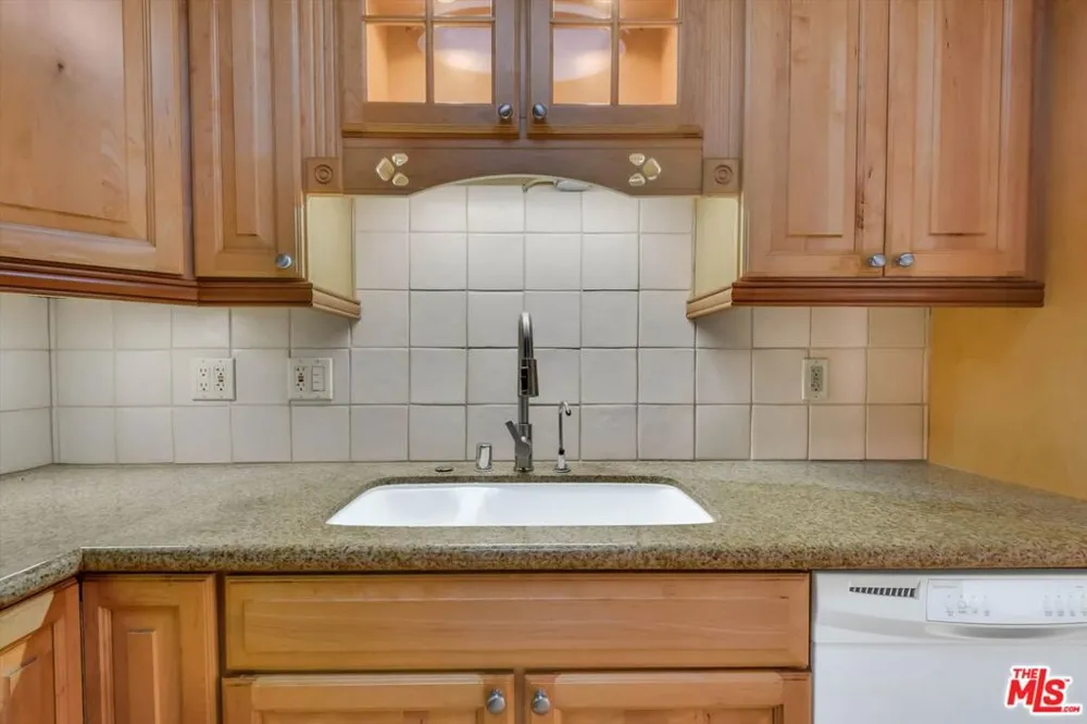 41 Dearborn Place #67 Goleta, CA 93117