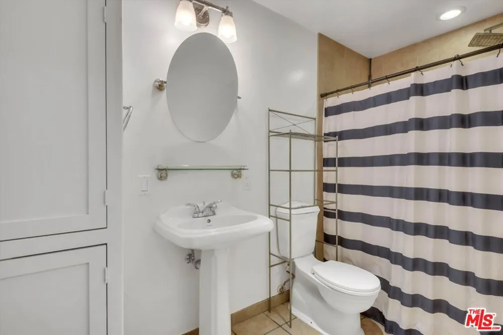 41 Dearborn Place #67 Goleta, CA 93117