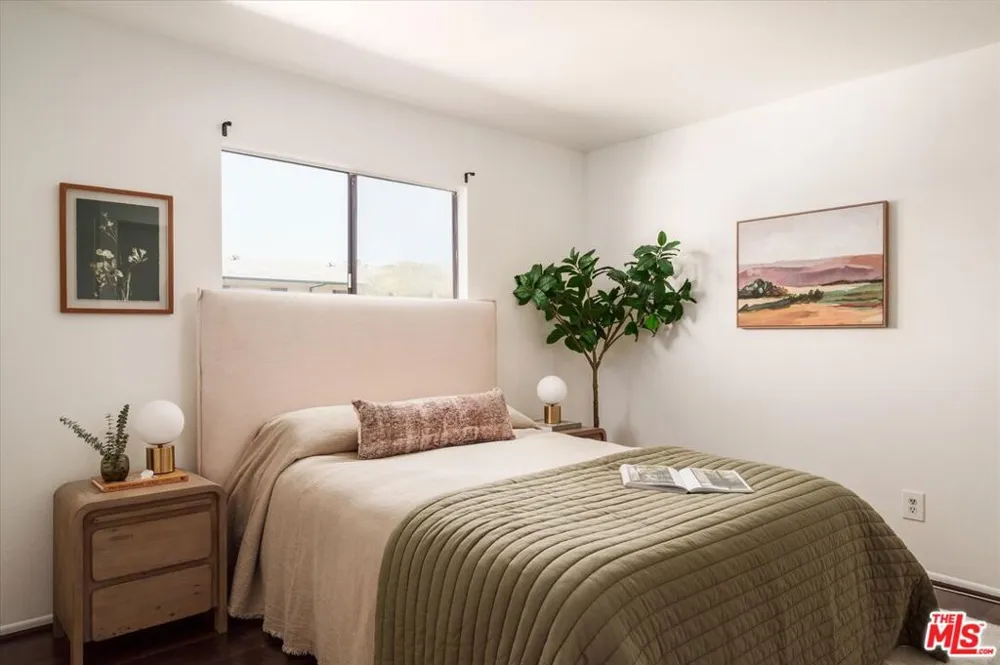 822 Victor Avenue #4 Inglewood, CA 90302