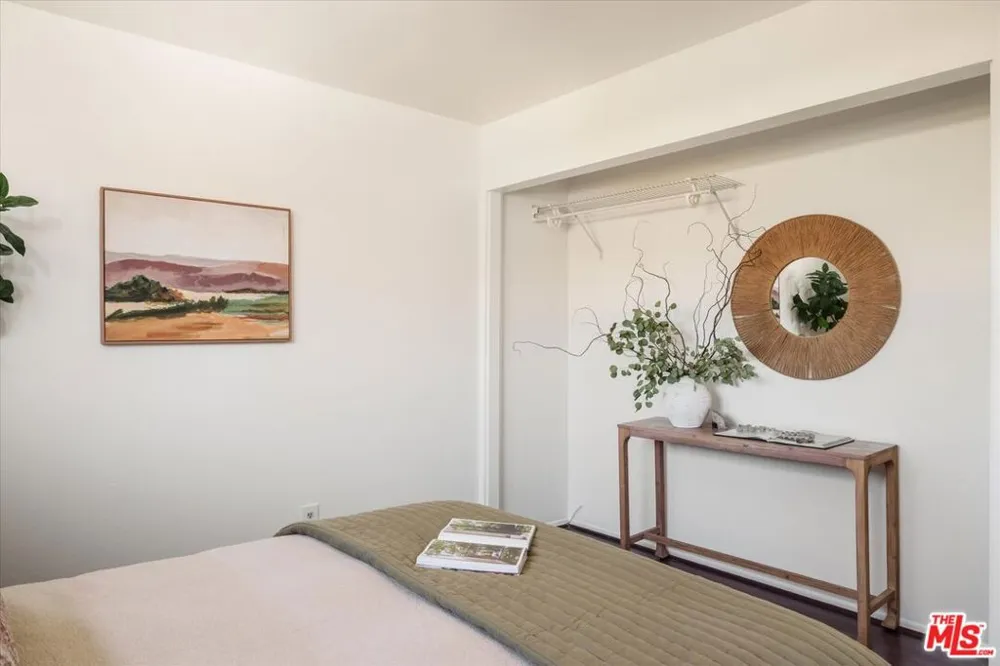 822 Victor Avenue #4 Inglewood, CA 90302