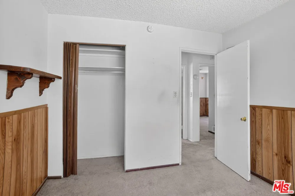 38444 31st East Palmdale, CA 93550