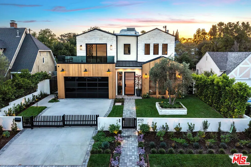 4925 Ledge Avenue Toluca Lake, CA 91601