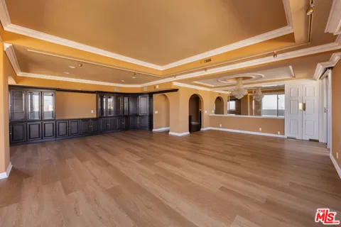 7250 Franklin Avenue #1209
