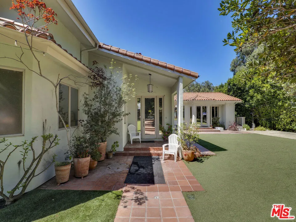 6805 Wildlife Road Malibu, CA 90265