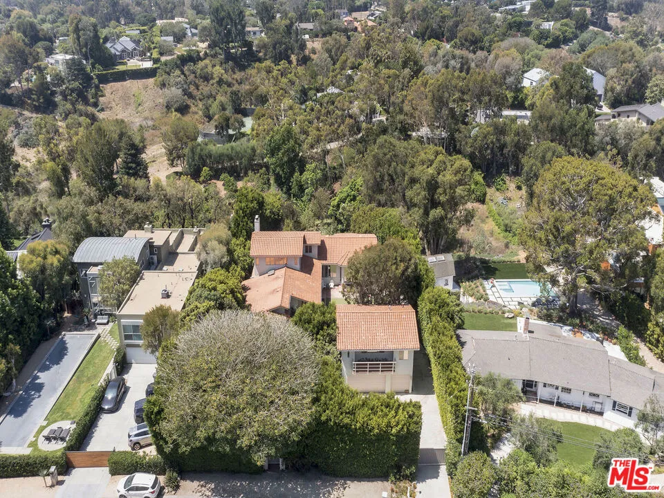 6805 Wildlife Road Malibu, CA 90265