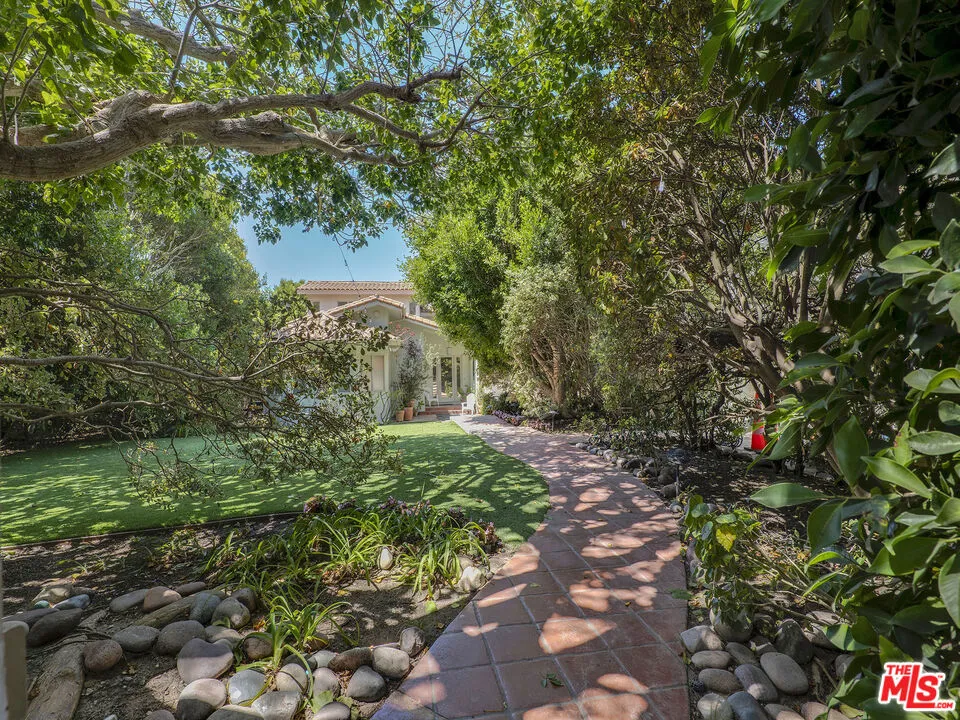 6805 Wildlife Road Malibu, CA 90265