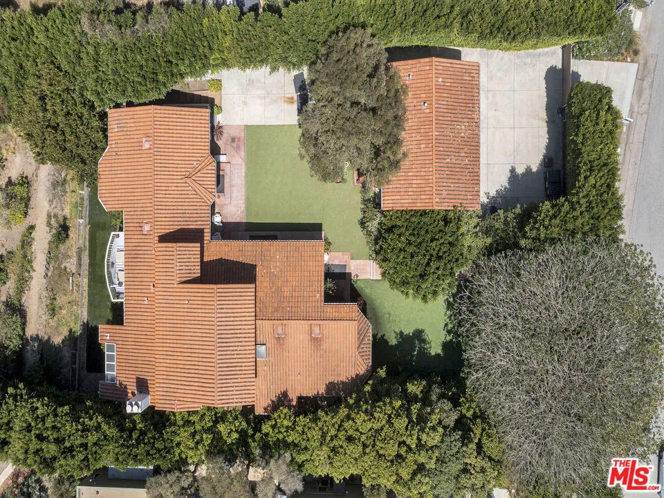 6805 Wildlife Road Malibu, CA 90265