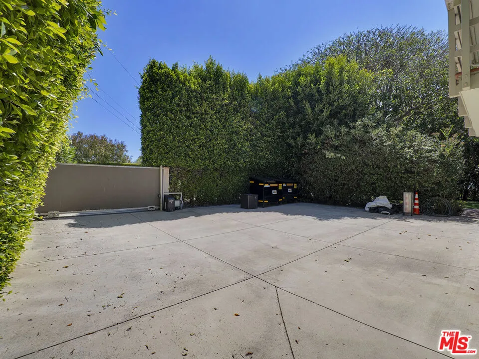 6805 Wildlife Road Malibu, CA 90265