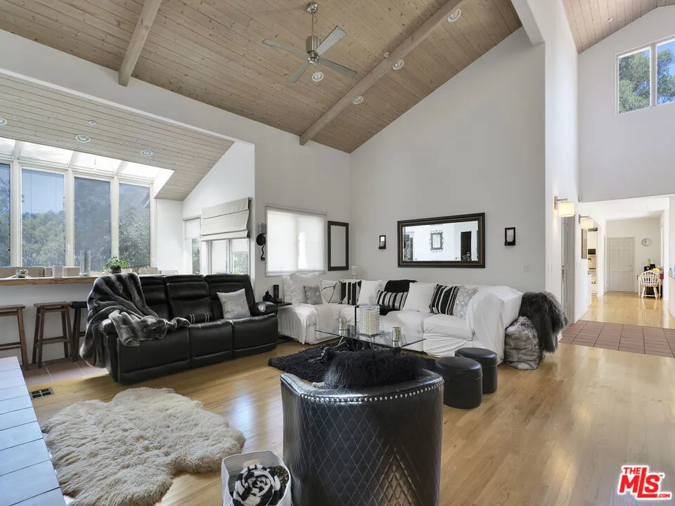 6805 Wildlife Road Malibu, CA 90265