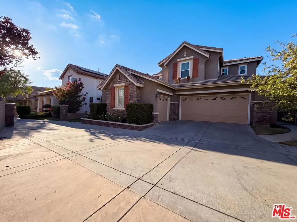 25701 Chestnut Way Stevenson Ranch, CA 91381
