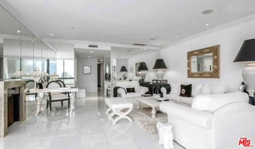 10350 Wilshire Boulevard #404 Los Angeles, CA 90024