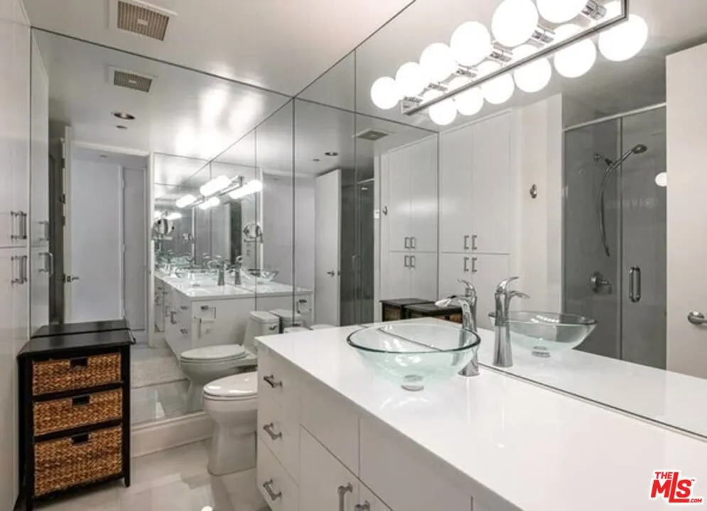 10350 Wilshire Boulevard #404 Los Angeles, CA 90024