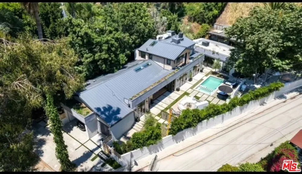1914 Laurel Canyon Blvd Los Angeles, CA 90046