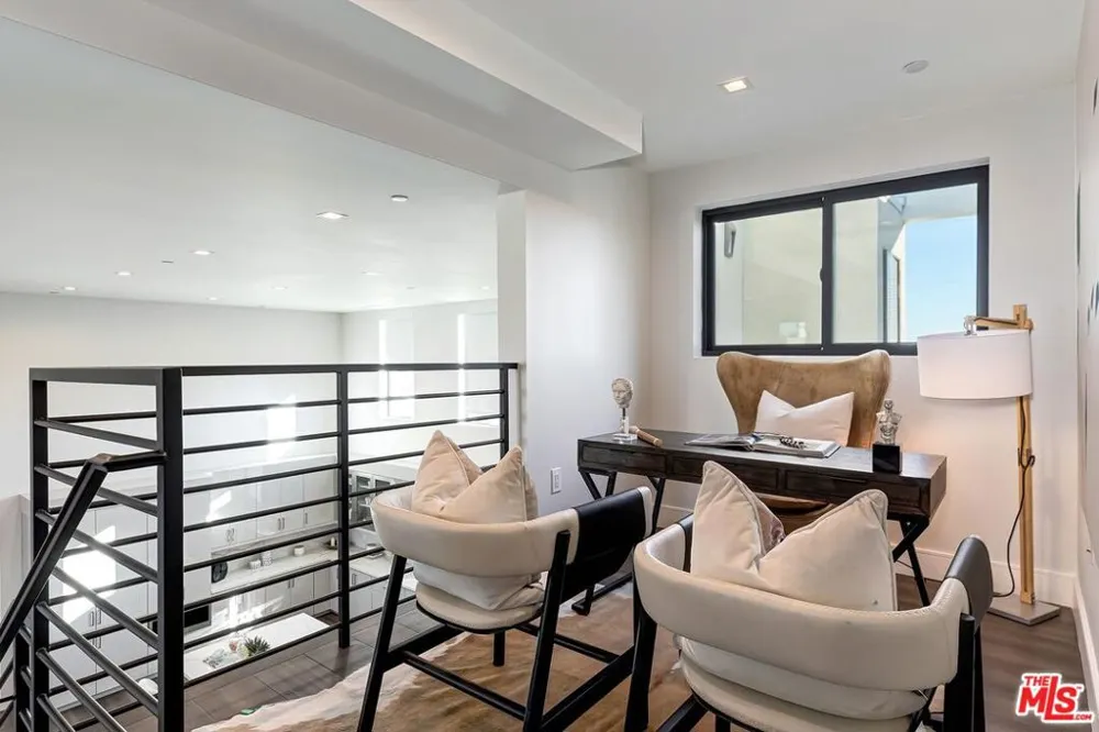 1839 Pandora Avenue #PH Los Angeles, CA 90025