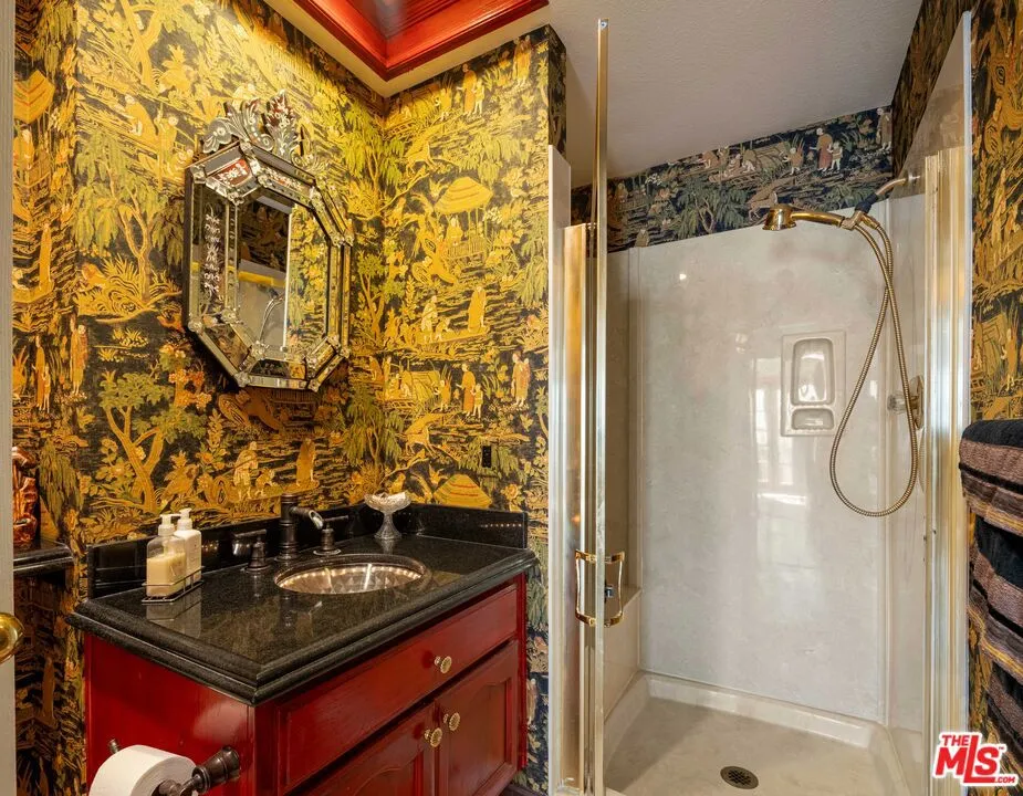 5932 Ruthwood Drive Calabasas, CA 91302