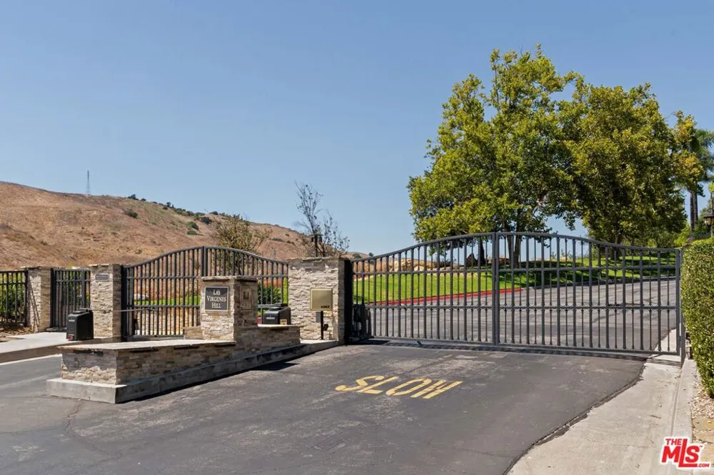 5932 Ruthwood Drive Calabasas, CA 91302