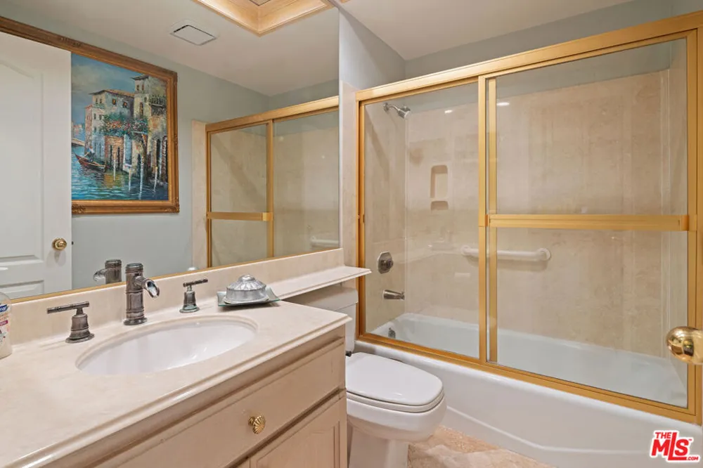 5932 Ruthwood Drive Calabasas, CA 91302
