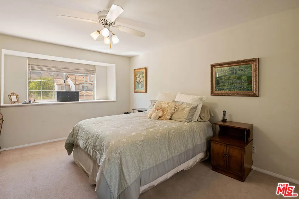 5932 Ruthwood Drive Calabasas, CA 91302
