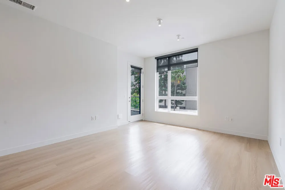 10601 Washington Boulevard #203 Culver City, CA 90232