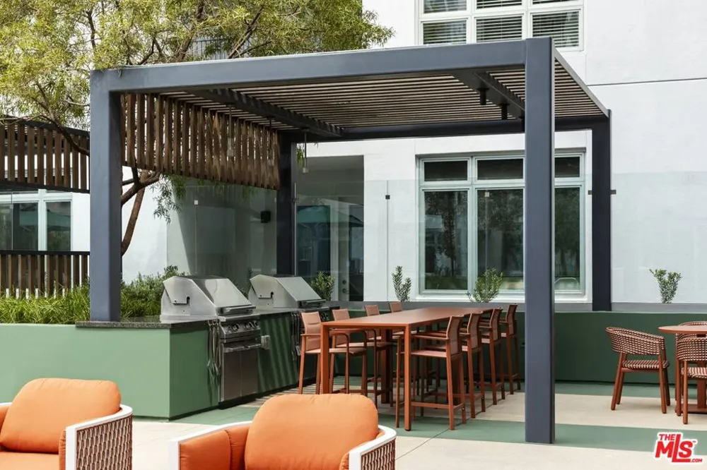 10601 Washington Boulevard #203 Culver City, CA 90232