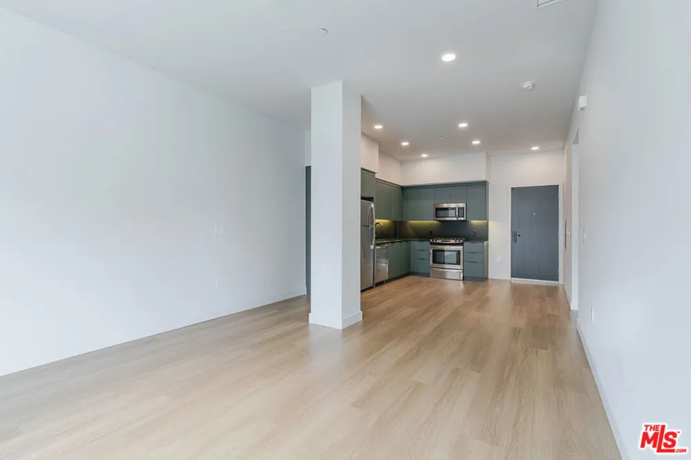 10601 Washington Boulevard #203 Culver City, CA 90232