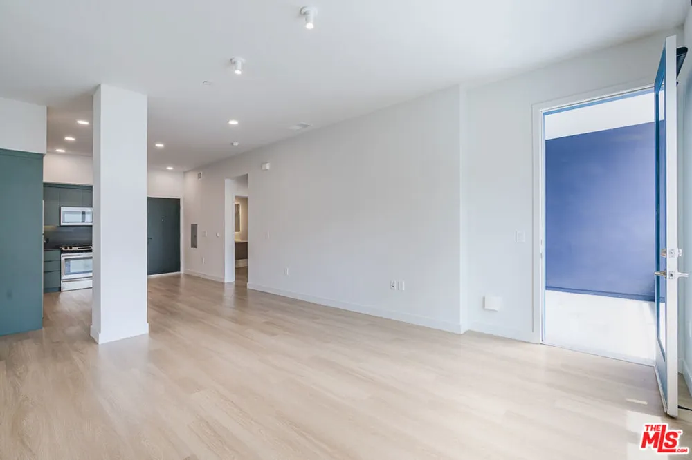 10601 Washington Boulevard #203 Culver City, CA 90232