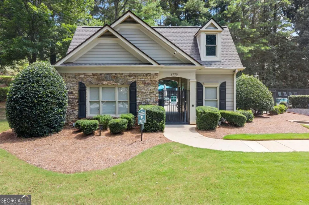 3490 Parkbrooke LN Duluth, GA 30096