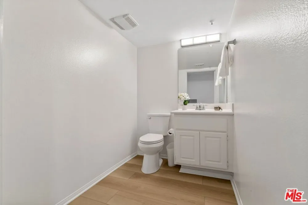 13200 Pacific Promenade #438 Playa Vista, CA 90094