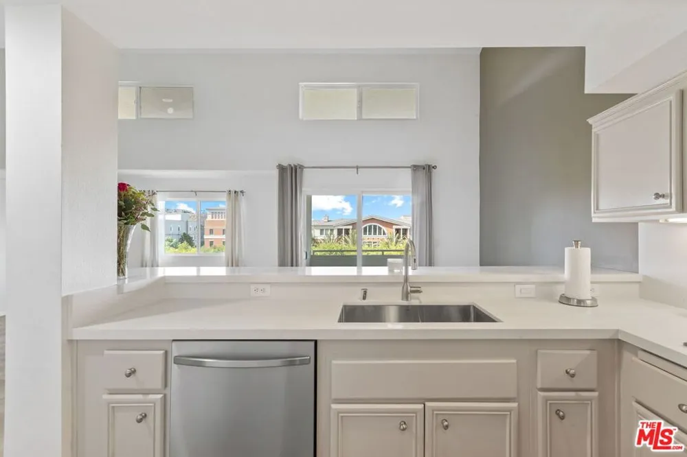 13200 Pacific Promenade #438 Playa Vista, CA 90094