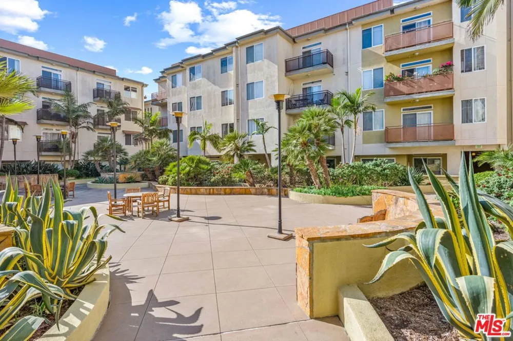 13200 Pacific Promenade #438 Playa Vista, CA 90094