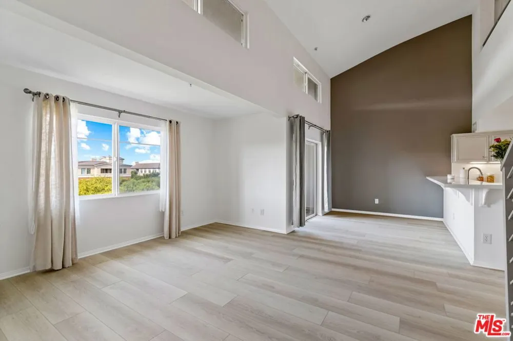 13200 Pacific Promenade #438 Playa Vista, CA 90094