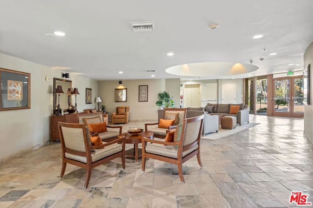 13200 Pacific Promenade #438 Playa Vista, CA 90094